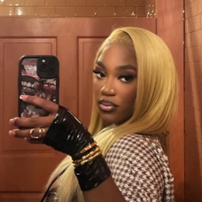 Amariaaa7's profile picture. certified lash tech/esthetician: @TheMansionAffect