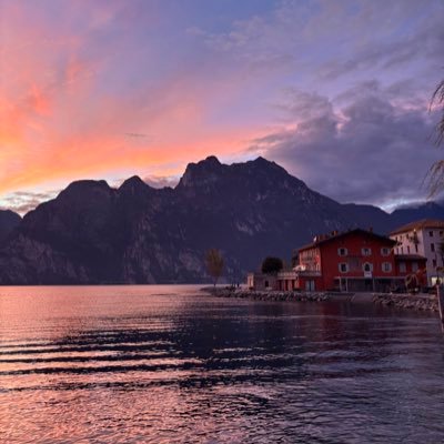 wasaboutsummer's profile picture. mi porto dentro tutto quanto