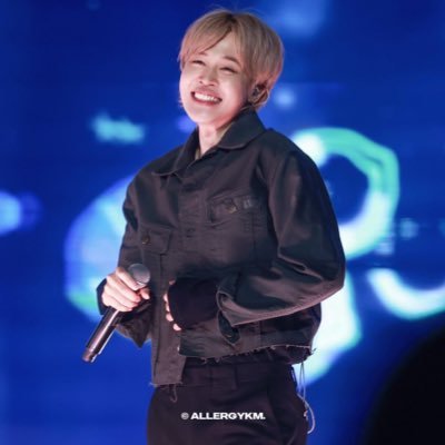 alldajams4jimin's profile picture. 93 liner. ARMY since 2015. Park Jimin biased, but OT7 lover. “You all deserve to always be loved.”-Park Jimin 2020 🐰🐥💜