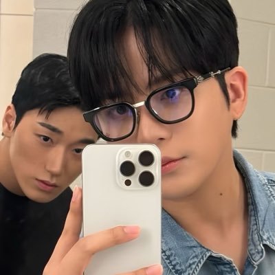 umyhope's profile picture. ateez wrote "the ring" for me. yunho & hoseok's wife. ceo of bangtwiceteez. ♡