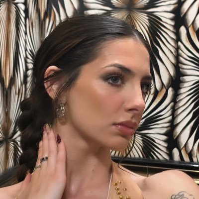 KaeeBraud's profile picture. luxury. at its finest. ☀️ draining your wallet since 2003