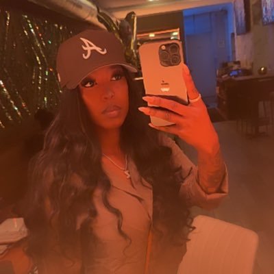 AugustsViews's profile picture. 