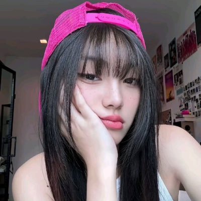 Juuhzzwx's profile picture. 💭