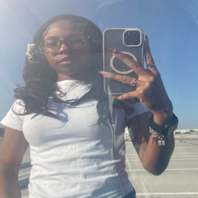 rozenerami's profile picture. 