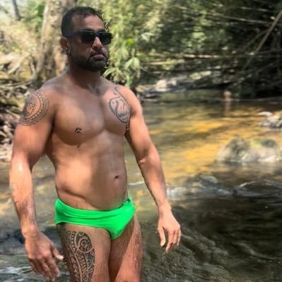 refugiadoputo's profile picture. Middle Eastern refugee  https://t.co/RXuxmVjyow