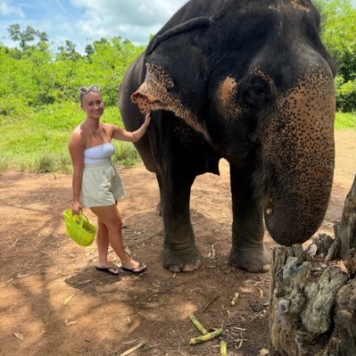 cyd_cornell's profile picture. ig: cydcornell - my baloo bear💙🧸 x