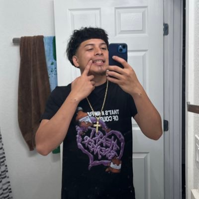 Fr0mda21o's profile picture. 