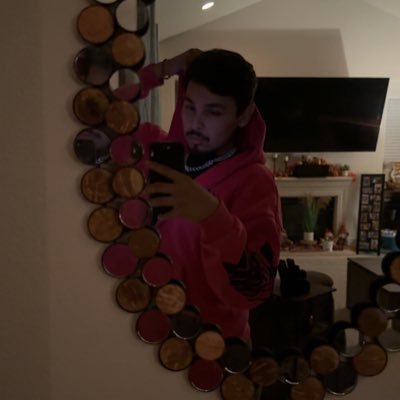 831Dre's profile picture. @nickiminaj