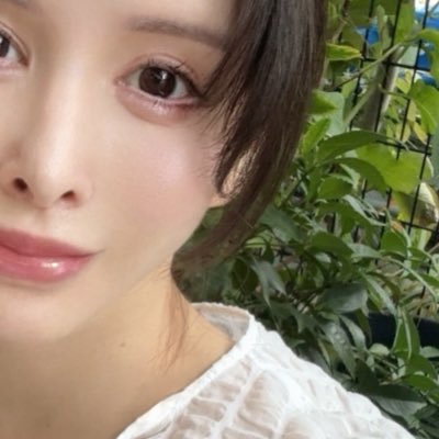ReserveChloe's profile picture. ⠀ 壊れそうで、壊れない。⠀ ⠀ ⠀ ⠀ ⠀ ⠀ ⠀ ⠀ ⠀ ⠀ ⠀ ⠀ ⠀ ⠀ ⠀ ⠀ 夢と現実の境界で、官能という名の体温を分けてる。⠀ ⠀ ⠀ ⠀倒錯の世界で、二人だけの続きをしよう。