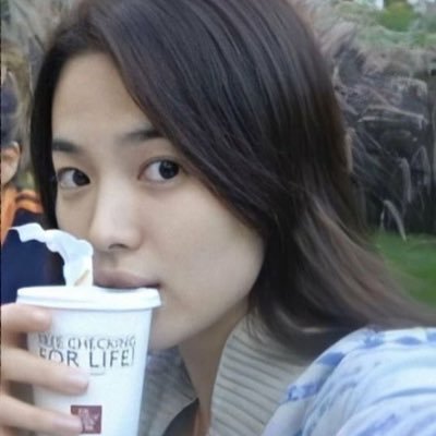 qhiefq's profile picture. I am always right