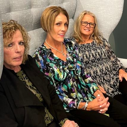 Imtalknhere's profile picture. Christian, KJB, ❤ Dogs 🇺🇸