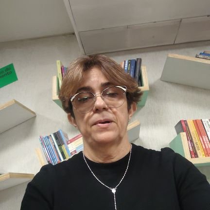 DelzuitaM's profile picture. 