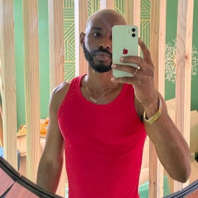 bruxowiccano's profile picture. ✨🧙🏾‍♂️