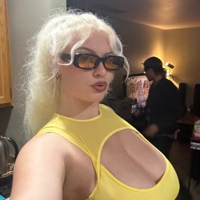 museme333's profile picture. 