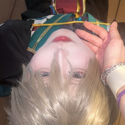 v_v0000006's profile picture. 18⬆️/🚺/関西在住/お別れはB解除/nmmn 🌈🕒、C ®️(ゆくゆくはしたい)/重重重加工/コスプレ初心者