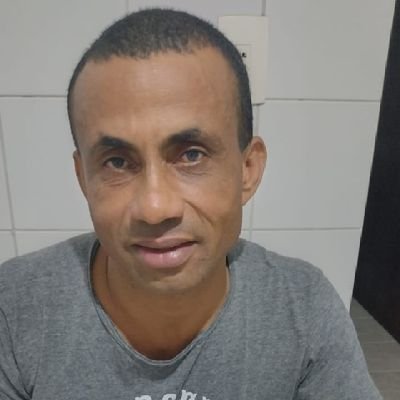 DosSinvald85117's profile picture. 