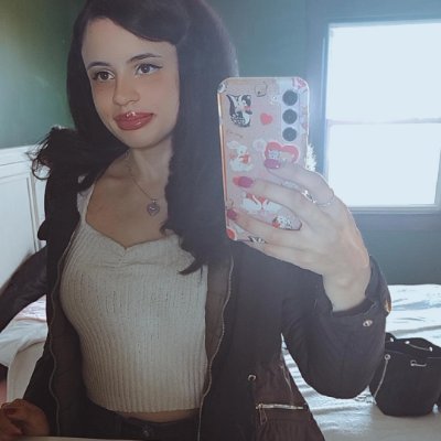 doyouevenkawaii's profile picture. 30 ♒️♉️♏️ 🪐🌱🌲
damsel in distress/princess vibes ♡astrology observations ♡controversial dark humor & fangirling 🤪

I sell accessories you can find here 💌 👇