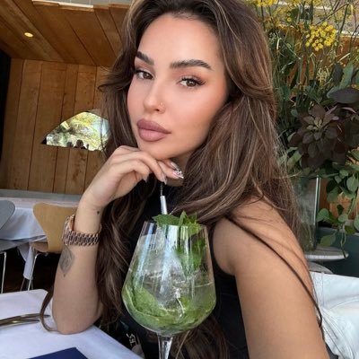 RoseaneParkANE1's profile picture. i love blackpink and bts boy whit luv💝💗💛😍😘