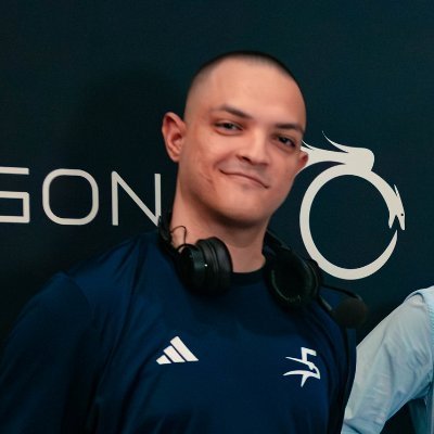 PortugueseeBabe's profile picture. TFT Player - Portuguese Babe 
Twitch: https://t.co/LoOMDZZPCA