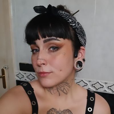 FlyanSugar_TV's profile picture. ES🇪🇦 Dubs Actress🎙 Artist 🎨Streamer 🕹️ Vloguera🧠  COMMISSIONS DM 🎧 FOOT CONTENT👣