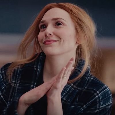 v_carciofi's profile picture. a veces hablo de política 🇦🇷🎩, fan de la familia maximoff🌹