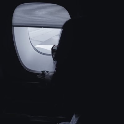 x28____'s profile picture. 