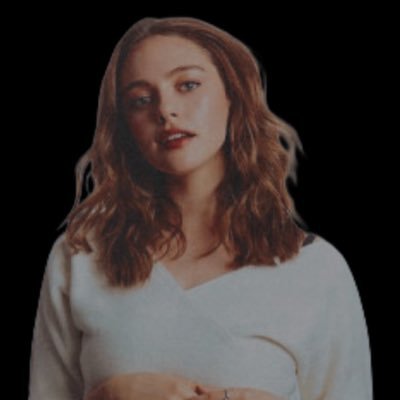 sapphicstrained's profile picture. 