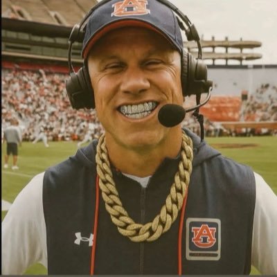 RobRob865209102's profile picture. WDE