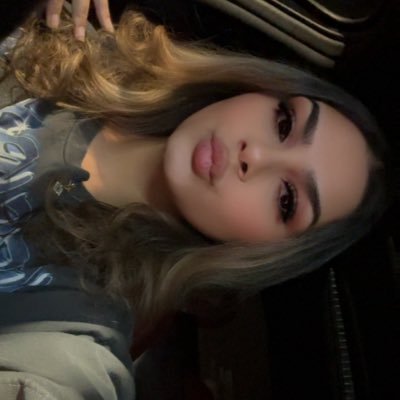 xosvannah's profile picture. part-time clown