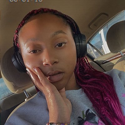 HoneyRoastedNae's profile picture. GOD= The Truth. The Way. The Light ✝️🤞🏽Milf X3 💕 All Sag, No Breaks 🚘♐️❣️🥵