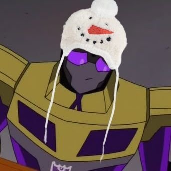 swindlemaxxing's profile picture. 29 || 🇨🇳🇺🇸 || Professional Swindle yapper 💜💛 || Combaticons fan || I draw sometimes 🥀