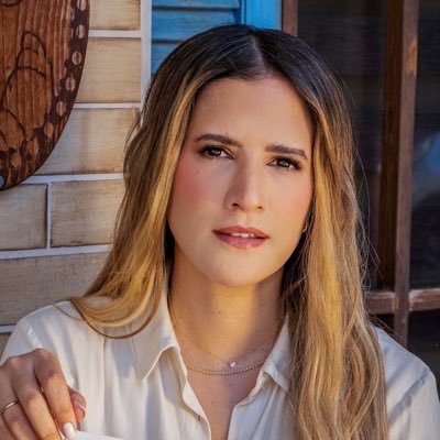 nathaliehazim's profile picture. Cantautora 🇩🇴. MANAGEMENT: 📞 809-567-0543