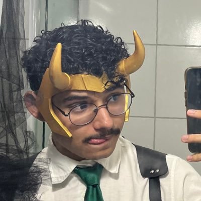 jobutargaryen's profile picture. filho da Fernanda Torres & neto da Rita Lee | 𐚁 |  l-\