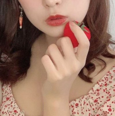 h27JBgt6Wg's profile picture. 19さい/167cm/Bカップ/英会話教師/性欲発散用/フォローしてくれたら連絡します💕