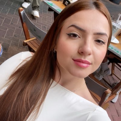 frmavizz's profile picture. 