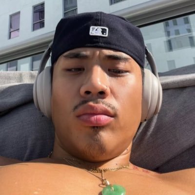 twentyfor7lost's profile picture. literally just me