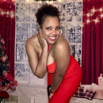 shyttywolverine's profile picture. Bloom where you’re planted 🌱 🌷