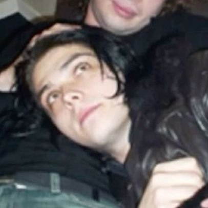 4mygdala_'s profile picture. 🇲🇽 || She/he/they || emo kpop stan || priv: @michyya_ || m/w hubby @butchjetstar (I'm their no.1 fan) ♡︎ || #mcrtwt #Ierotwt #kpoptwt