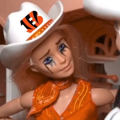 omadisonn's profile picture. (she/her) mom friend & cheese stick enthusiast