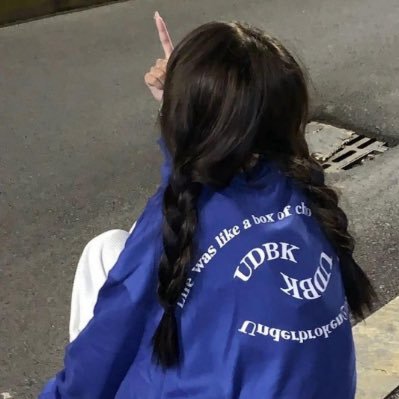 wY03X2jXuM60010's profile picture. 