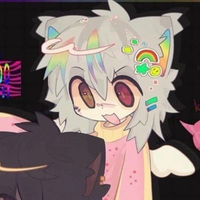 salmon_stupid's profile picture. 20 (i think) 🦈