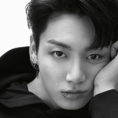 FralJjk1's profile picture. stanning Jungkook is a flex