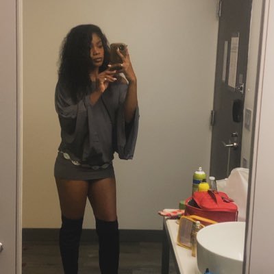 aree_ky's profile picture. libra woman | 444 | 🕸️