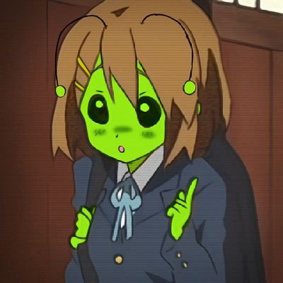 Dead_strawbery's profile picture. The sun is gonna rise to me some day🏳️‍⚧️✨🌻