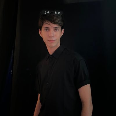 pitiuniverse's profile picture. - Dance