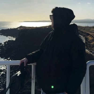 XTop11111's profile picture. 纯1️⃣｜V：Wednesdays1（门槛188）私信不回复