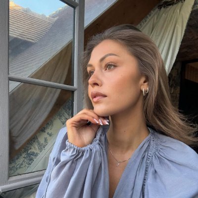 DongMan_26's profile picture. 🇺🇸 Having explored enough, I've finally come to understand what I truly desire—and precisely when a glass of wine is required.🍷❌️Robot