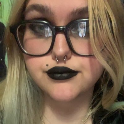 dulexetine's profile picture. shit post central