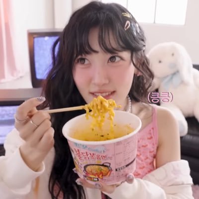 sanrioloid's profile picture. 