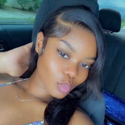 __chandii's profile picture. 